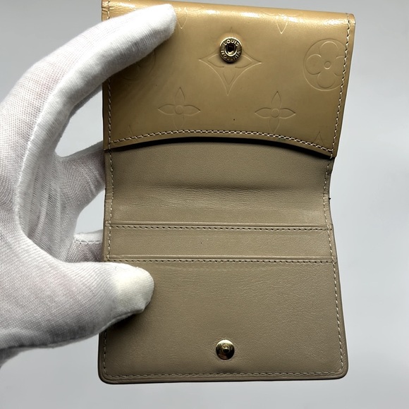 Louis Vuitton Carte de Visite Monogram Vernis Envelope Crème Wallet Authentic - Picture 6 of 9